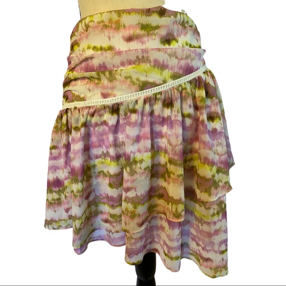 Tularosa floral asymmetrical mini skirt Medium - Picture 2 of 7